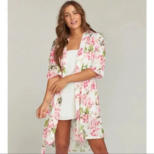 Show Me Your Mumu Floral Brie Robe in Garden of Blooms
